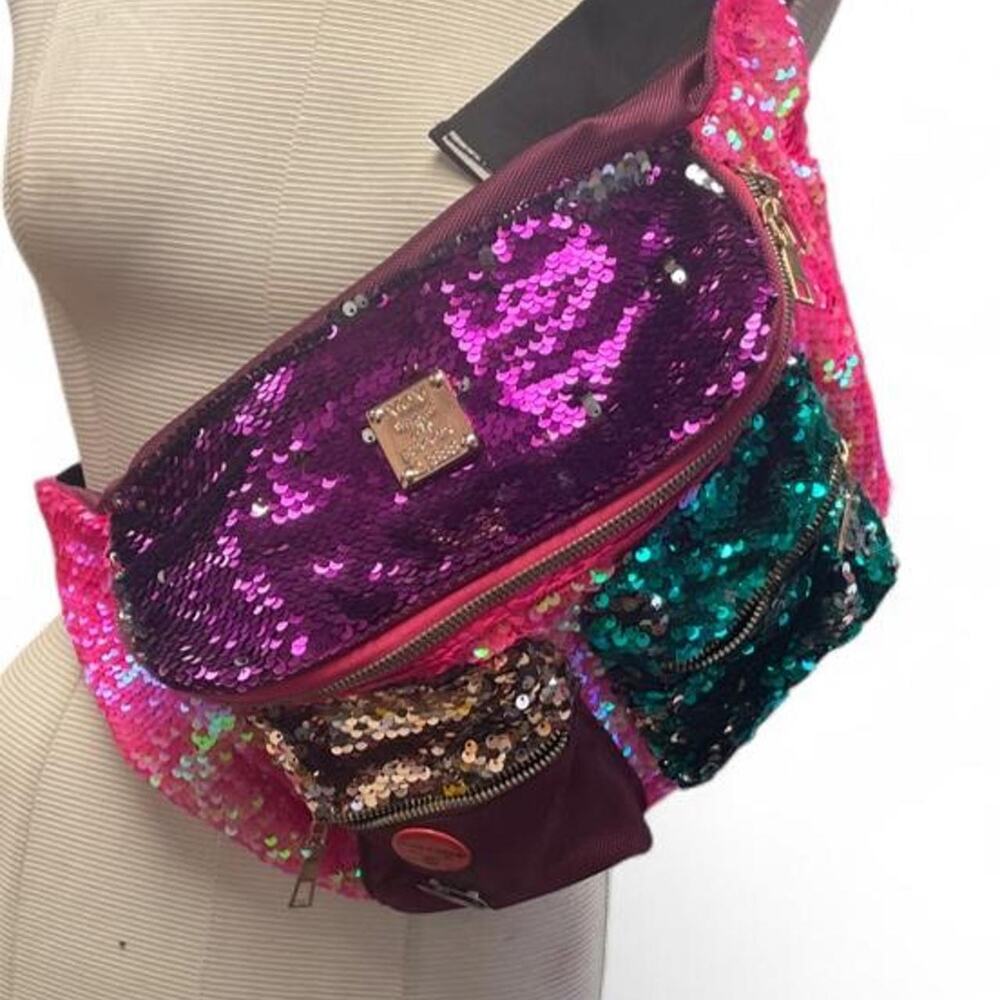 Limited edition y2k sequin fanny